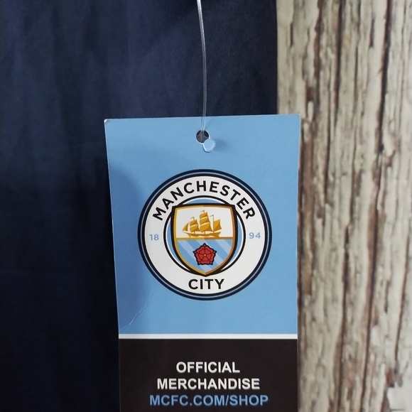 Manchester City FC Official Merchandise Soccer Football Shirt Size Large NWT! - Picture 3 of 5